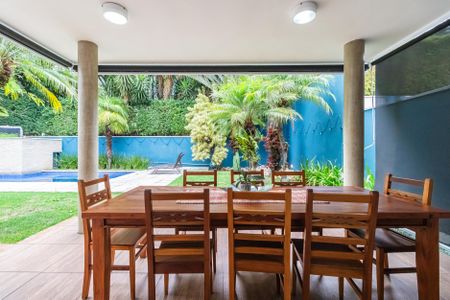 Área Externa de casa de condomínio à venda com 4 quartos, 425m² em Alphaville Conde Ii, Barueri