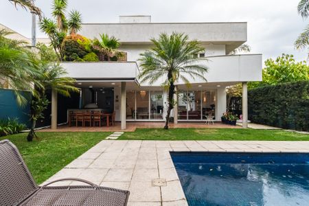 Casa de condomínio à venda com 425m², 4 quartos e 6 vagasÁrea Externa