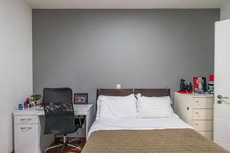 Casa de condomínio à venda com 425m², 4 quartos e 6 vagasSuíte 1