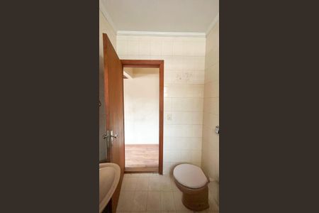 Casa para alugar com 125m², 3 quartos e 2 vagasBanheiro Suíte