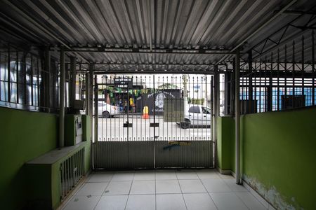 Casa para alugar com 50m², 2 quartos e 1 vaga Casa para alugar com 50m², 2 quartos e 1 vagaGaragem
