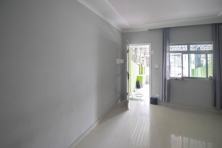 Sala  de casa para alugar com 2 quartos, 50m² em Tremembé, São Paulo