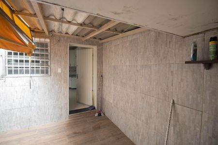 Casa para alugar com 50m², 2 quartos e 1 vaga Casa para alugar com 50m², 2 quartos e 1 vagaÁrea de Serviço / Quintal