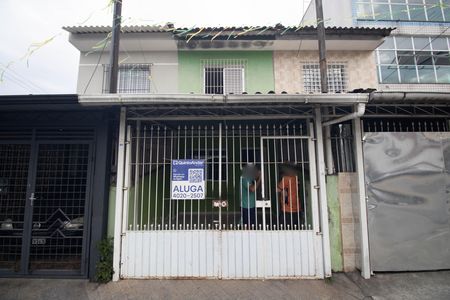 Casa para alugar com 50m², 2 quartos e 1 vaga Casa para alugar com 50m², 2 quartos e 1 vagaFachada / Placa Dia 20/6/26 FEWQ-1438