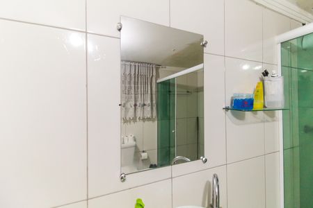 Banheiro de casa à venda com 2 quartos, 552m² em Vila Carmosina, São Paulo