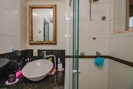 Apartamento à venda com 72m², 2 quartos e sem vaga Apartamento à venda com 72m², 2 quartos e sem vagaBanheiro