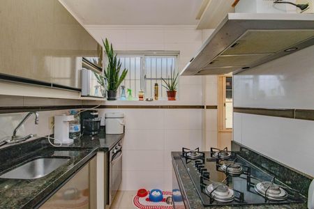 Apartamento à venda com 72m², 2 quartos e sem vaga Apartamento à venda com 72m², 2 quartos e sem vagaCozinha e Área de Serviço