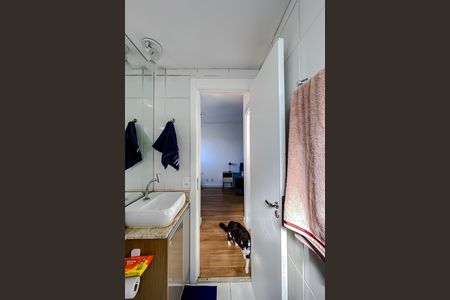 Apartamento à venda com 43m², 2 quartos e sem vaga Apartamento à venda com 43m², 2 quartos e sem vagaBanheiro