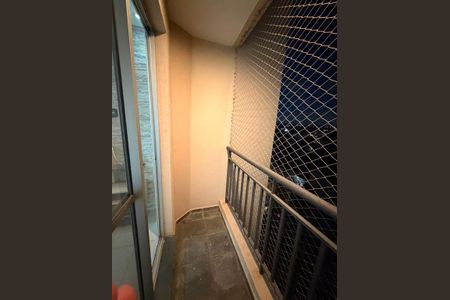 Apartamento para alugar com 52m², 2 quartos e 1 vaga Apartamento para alugar com 52m², 2 quartos e 1 vagaVaranda