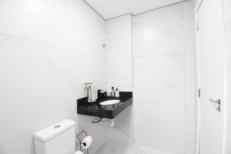 Casa à venda com 100m², 3 quartos e 2 vagasBanheiro 2
