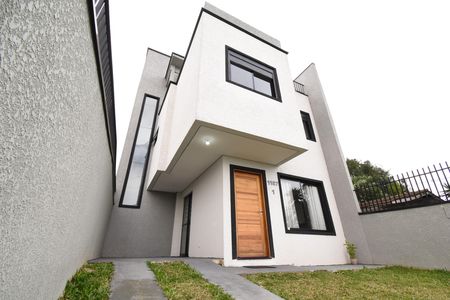 Casa à venda com 100m², 3 quartos e 2 vagasÁrea externa