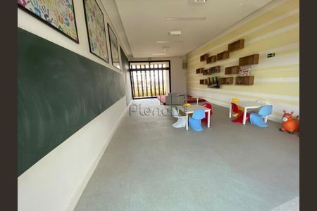 Casa de condomínio à venda com 350m², 4 quartos e 4 vagas Casa de condomínio à venda com 350m², 4 quartos e 4 vagasÁrea externa
