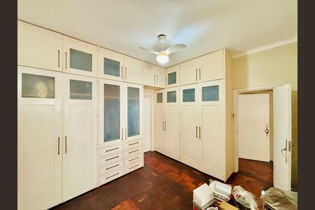 Apartamento à venda com 156m², 3 quartos e 1 vaga