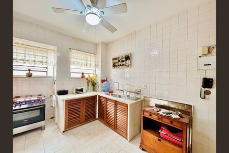 Apartamento à venda com 156m², 3 quartos e 1 vaga