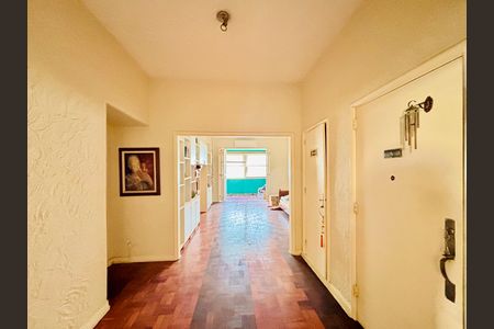 Apartamento à venda com 156m², 3 quartos e 1 vaga