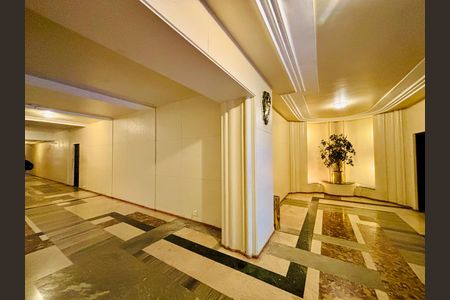 Apartamento à venda com 156m², 3 quartos e 1 vaga