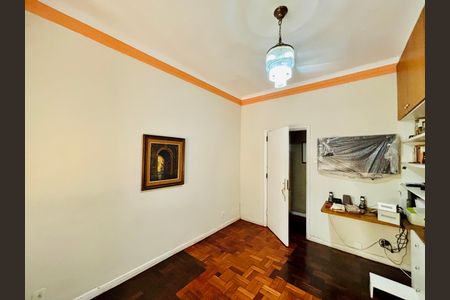 Apartamento à venda com 156m², 3 quartos e 1 vaga