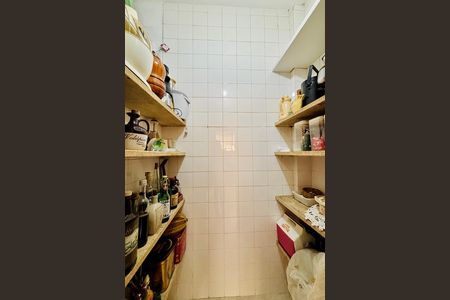 Apartamento à venda com 156m², 3 quartos e 1 vaga