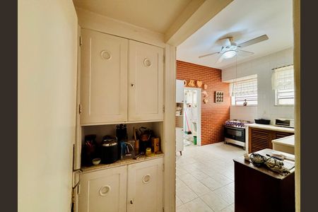 Apartamento à venda com 156m², 3 quartos e 1 vaga