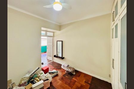 Apartamento à venda com 156m², 3 quartos e 1 vaga