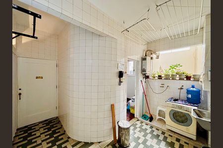 Apartamento à venda com 156m², 3 quartos e 1 vaga