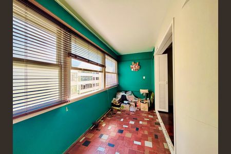 Apartamento à venda com 156m², 3 quartos e 1 vaga