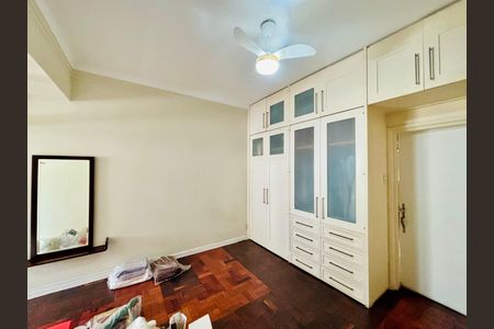 Apartamento à venda com 156m², 3 quartos e 1 vaga