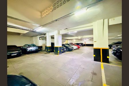 Apartamento à venda com 156m², 3 quartos e 1 vaga