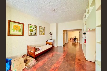 Apartamento à venda com 156m², 3 quartos e 1 vaga