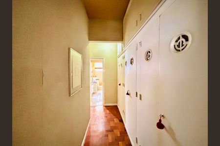 Apartamento à venda com 156m², 3 quartos e 1 vaga