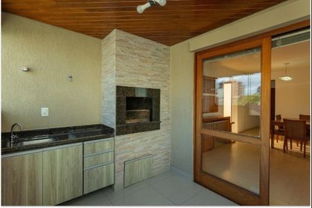 Foto 14 de apartamento à venda com 2 quartos, 78m² em Santana, Porto Alegre