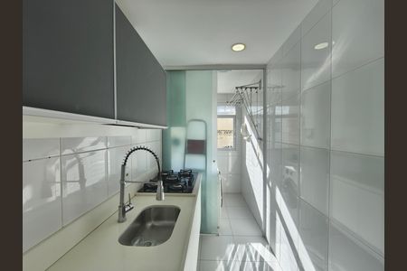 Apartamento à venda com 83m², 2 quartos e 1 vaga