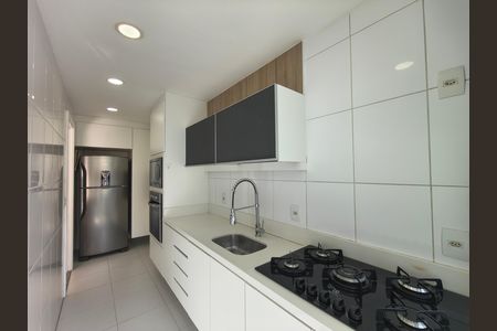 Apartamento à venda com 83m², 2 quartos e 1 vaga