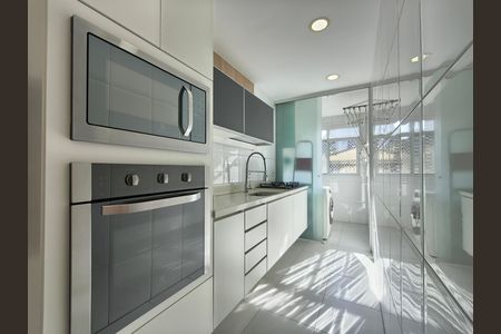 Apartamento à venda com 83m², 2 quartos e 1 vaga