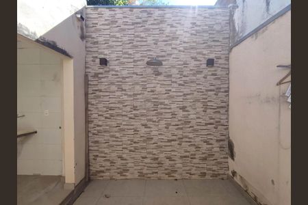 Casa para alugar com 220m², 3 quartos e 2 vagas
