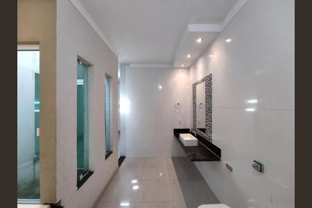 Casa para alugar com 220m², 3 quartos e 2 vagas Casa para alugar com 220m², 3 quartos e 2 vagasBanheiro