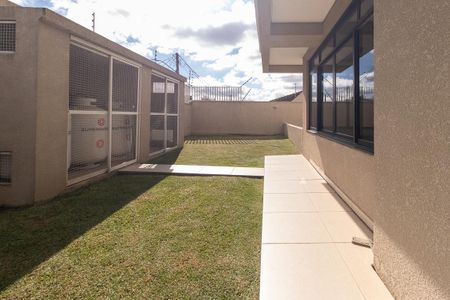 Área comum de kitnet/studio para alugar com 1 quarto, 47m² em Lindoia, Curitiba