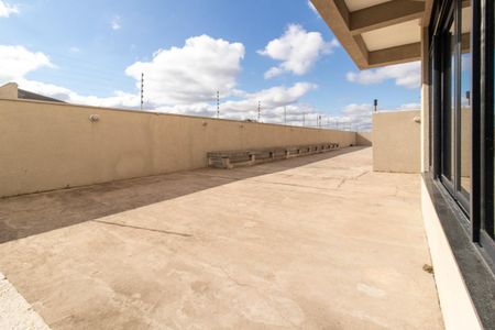 Área comum de kitnet/studio para alugar com 1 quarto, 47m² em Lindoia, Curitiba
