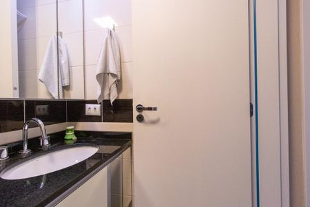 Studio para alugar com 47m², 1 quarto e 1 vaga Studio para alugar com 47m², 1 quarto e 1 vagaBanheiro da Suíte