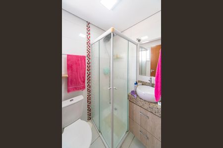 Apartamento à venda com 54m², 2 quartos e 1 vaga Apartamento à venda com 54m², 2 quartos e 1 vagaBanheiro do Quarto 2