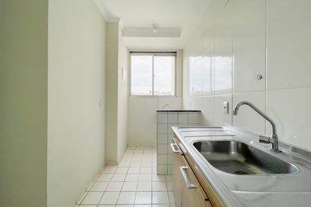 Casa de condomínio à venda com 48m², 2 quartos e 1 vaga Casa de condomínio à venda com 48m², 2 quartos e 1 vagaCozinha e Área de Serviço