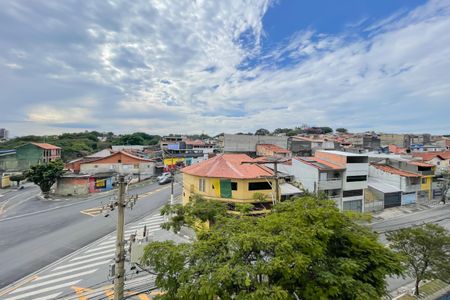 Vista de casa de condomínio à venda com 2 quartos, 48m² em Cidade das Flores, Osasco