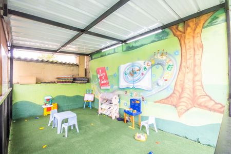 Casa de condomínio à venda com 48m², 2 quartos e 1 vaga Casa de condomínio à venda com 48m², 2 quartos e 1 vagaÁrea comum