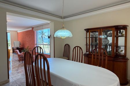 Apartamento para alugar com 212m², 3 quartos e 1 vagaSala de Jantar