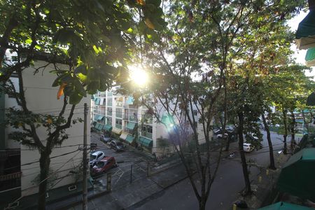 Sala - Vista de apartamento para alugar com 1 quarto, 350m² em Taquara, Rio de Janeiro