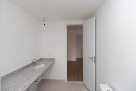 Apartamento à venda com 155m², 3 quartos e 2 vagas Apartamento à venda com 155m², 3 quartos e 2 vagasBanheiro da Suíte 1