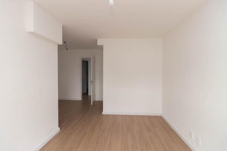 Apartamento à venda com 155m², 3 quartos e 2 vagas Apartamento à venda com 155m², 3 quartos e 2 vagasQuarto Suíte 1