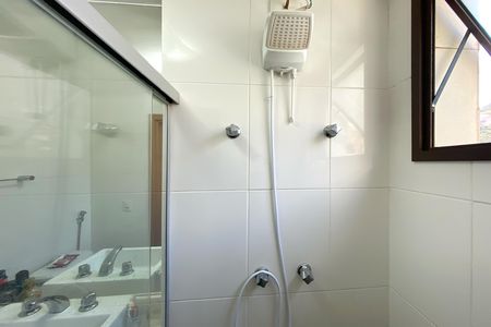Apartamento à venda com 126m², 4 quartos e 3 vagas Apartamento à venda com 126m², 4 quartos e 3 vagasBanheiro da Suíte 2