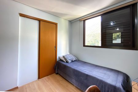 Apartamento à venda com 126m², 4 quartos e 3 vagas Apartamento à venda com 126m², 4 quartos e 3 vagasSuite 2