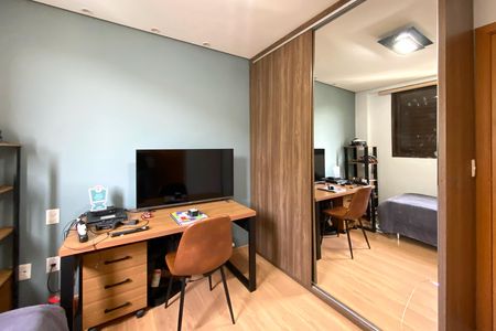 Apartamento à venda com 126m², 4 quartos e 3 vagas Apartamento à venda com 126m², 4 quartos e 3 vagasSuite 2